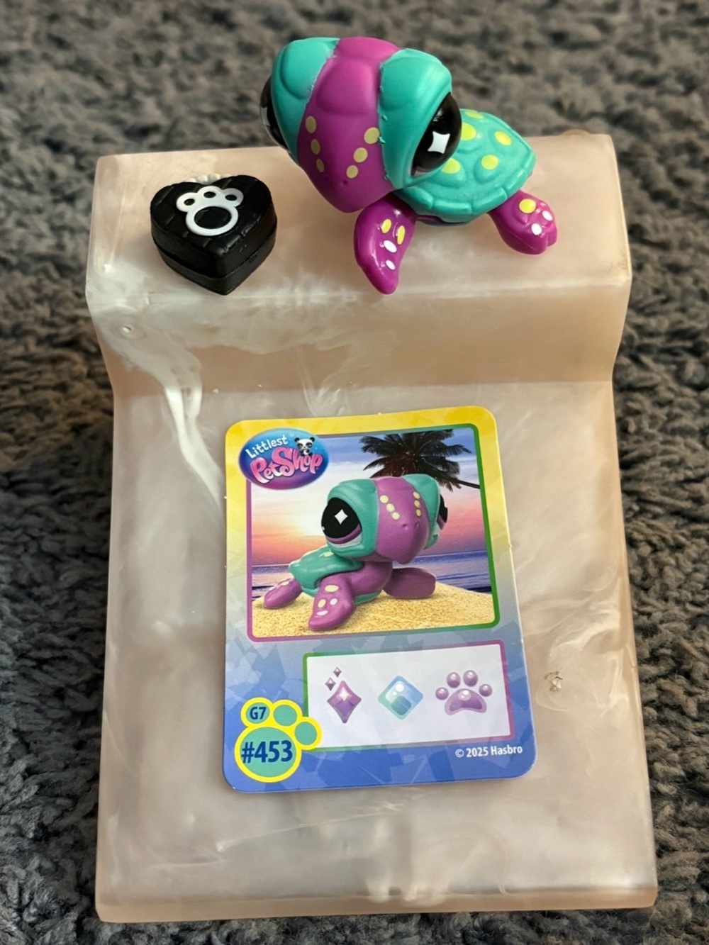 NWOT Littlest Pet Shop Turtle with a Purse #453